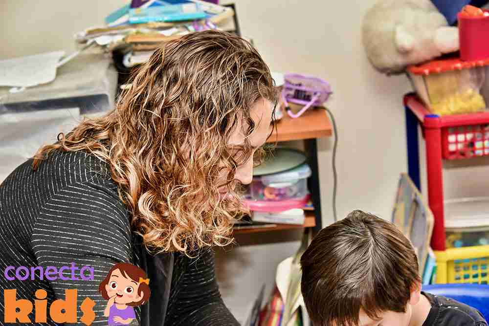 terapeuta de lenguaje y aprendizaje